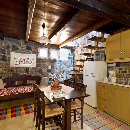 Monastiraki Traditional Guest House Monastirakion  外观 照片